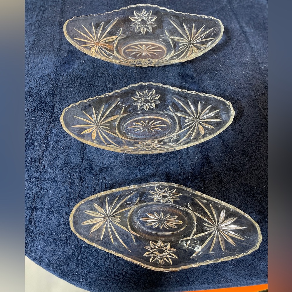 Vintage Anchor Hocking Star of David Glass Oval Dish - Set of 3